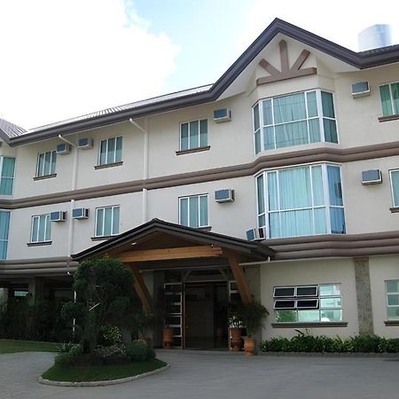 Chocolate And Berries Hotel Baliuag Exterior photo